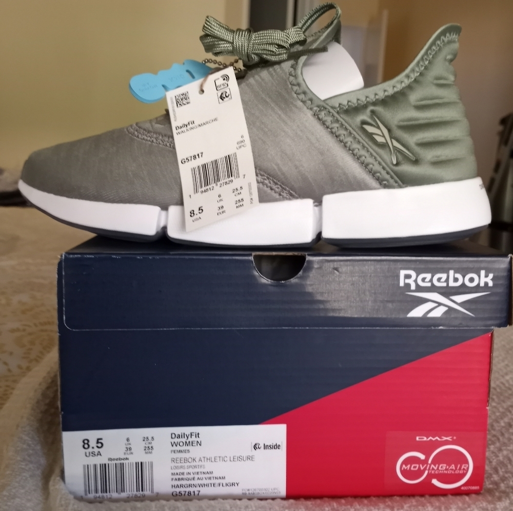 NEW IN BOX Reebok DailyFit Sneakers